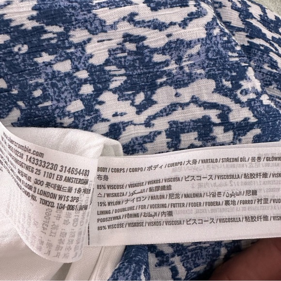 Abercrombie & Fitch Blue & White Tiered Maxi Skirt XL NWT - Picture 6 of 8